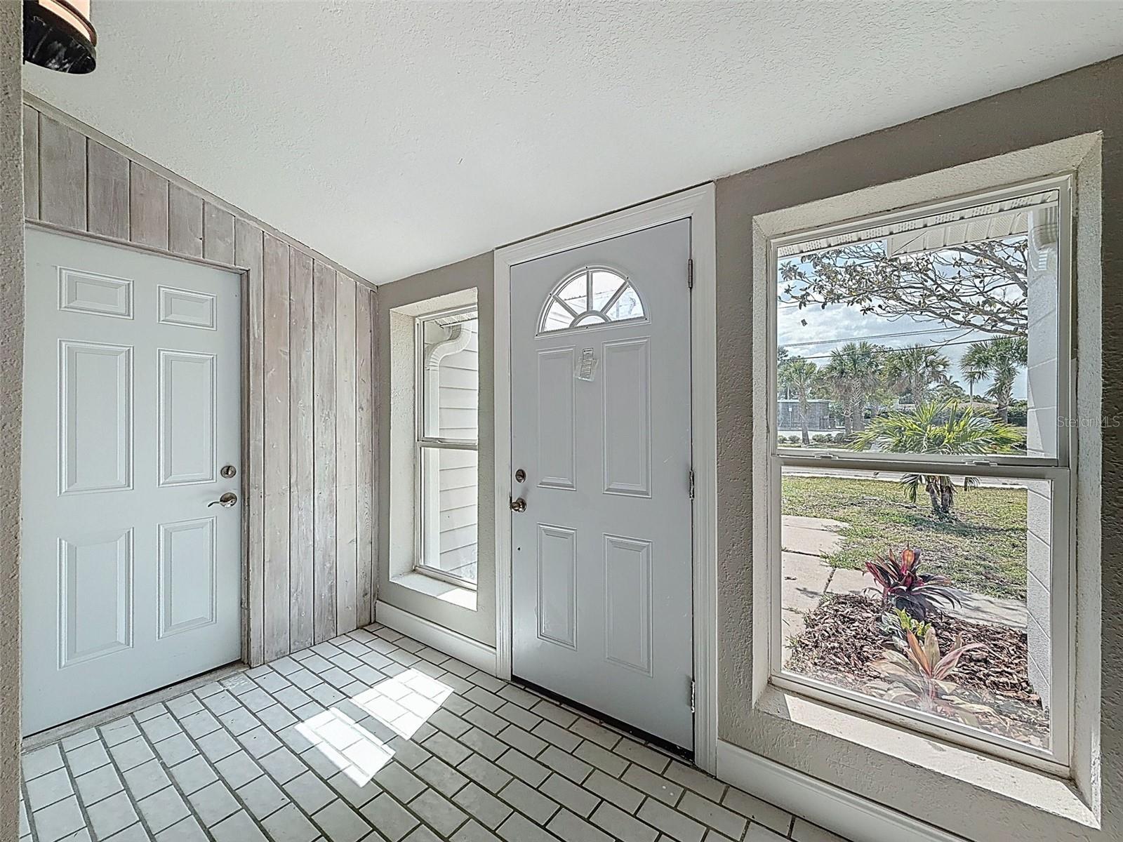 4221 SHORE ACRES BLVD NE, ST PETERSBURG, FL — photo 2