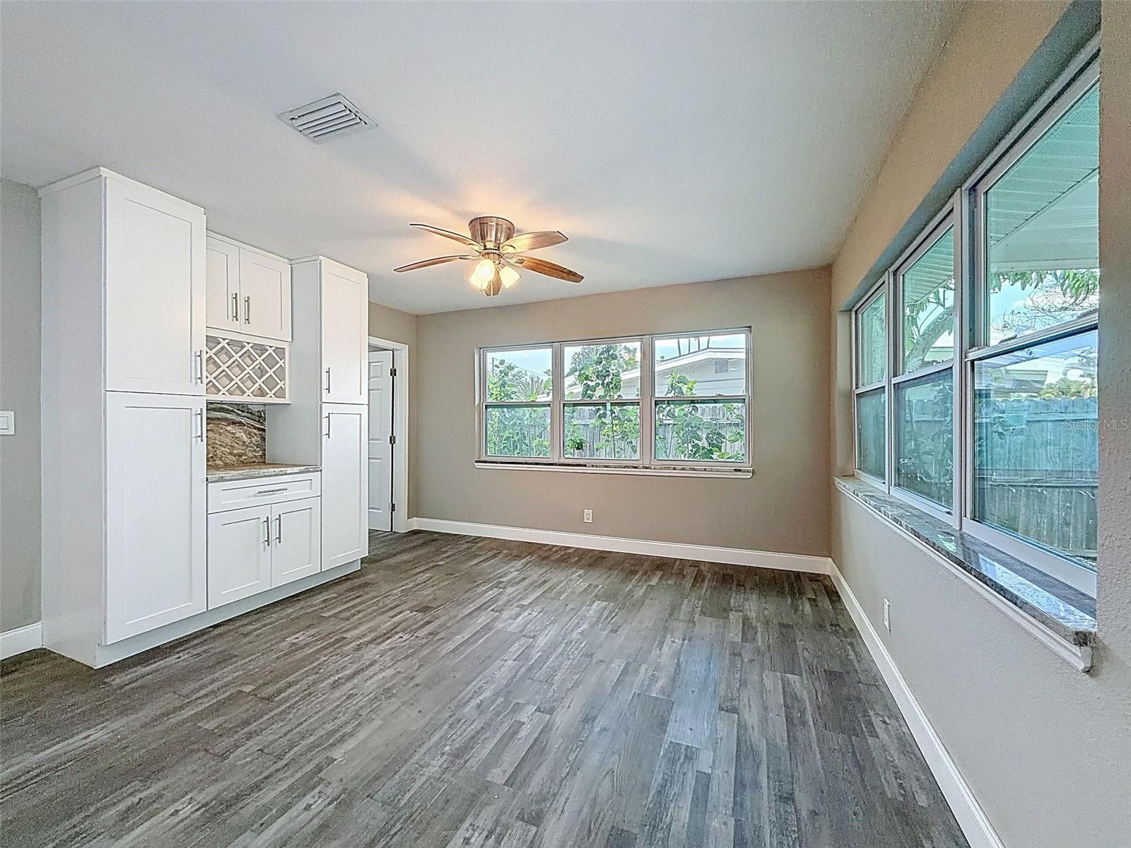 4221 SHORE ACRES BLVD NE, ST PETERSBURG, FL — photo 15
