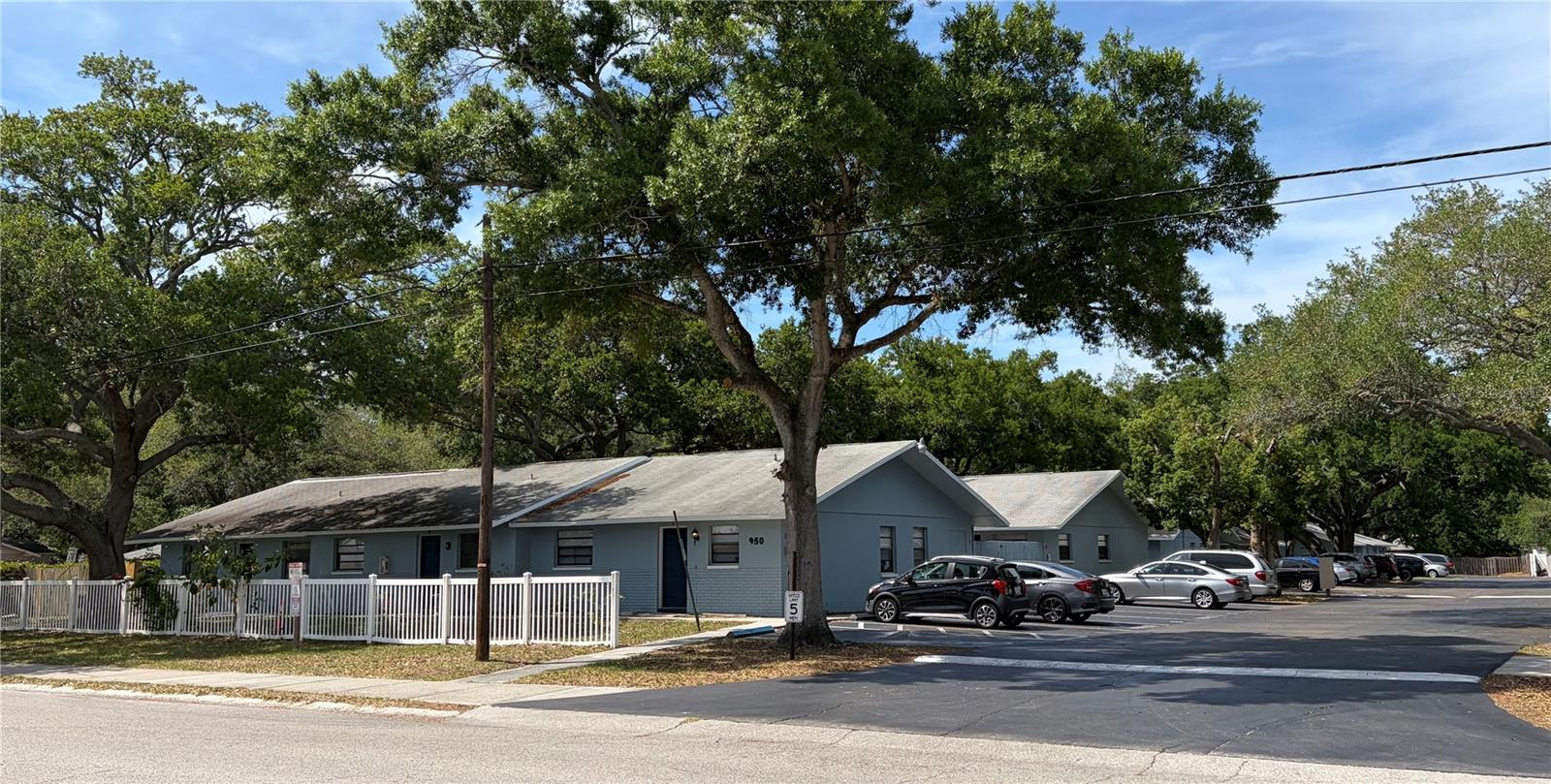 950 BELTREES ST, DUNEDIN, FL — photo 4