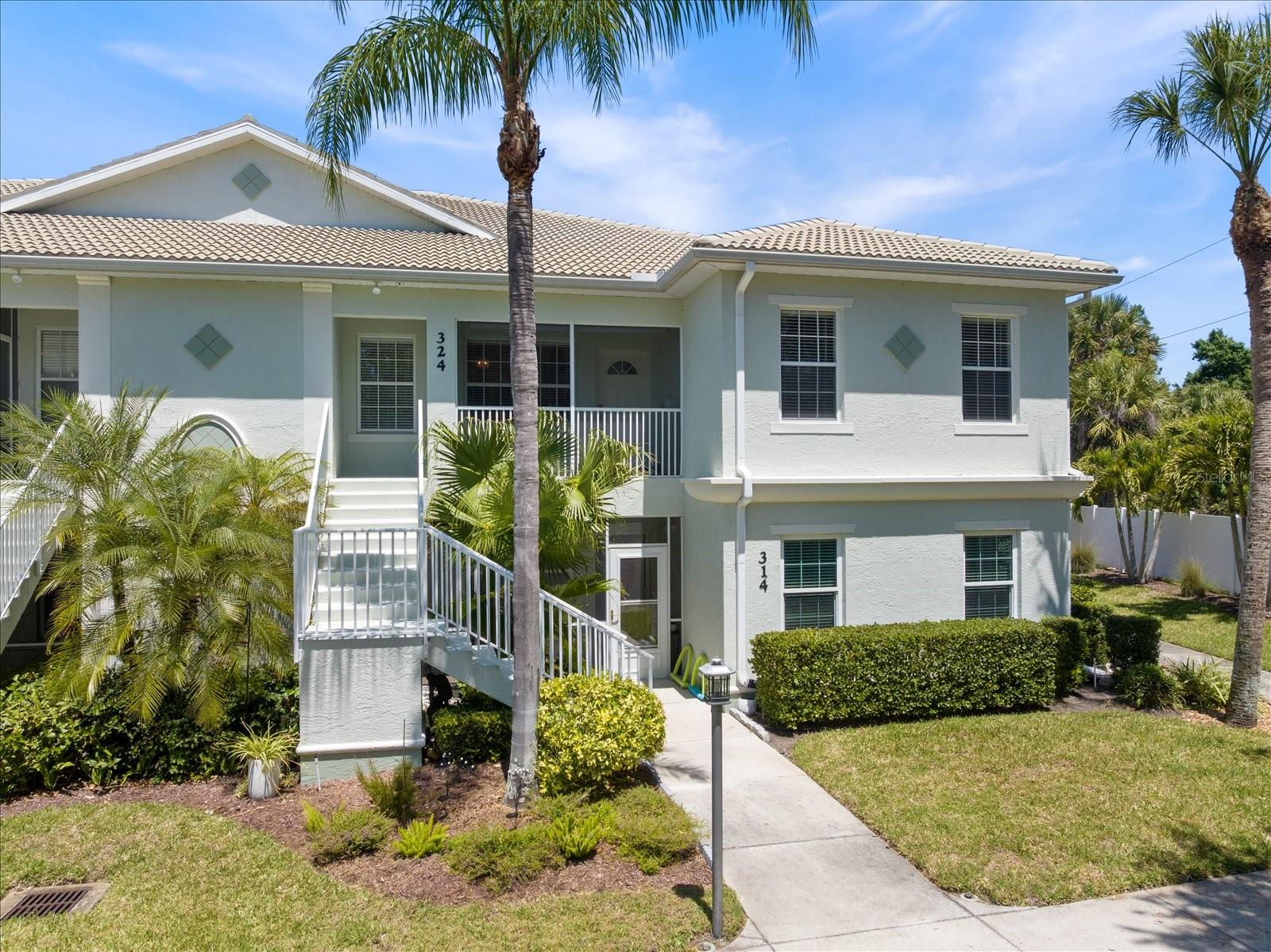 300 GARDENS EDGE DR #324, VENICE, FL