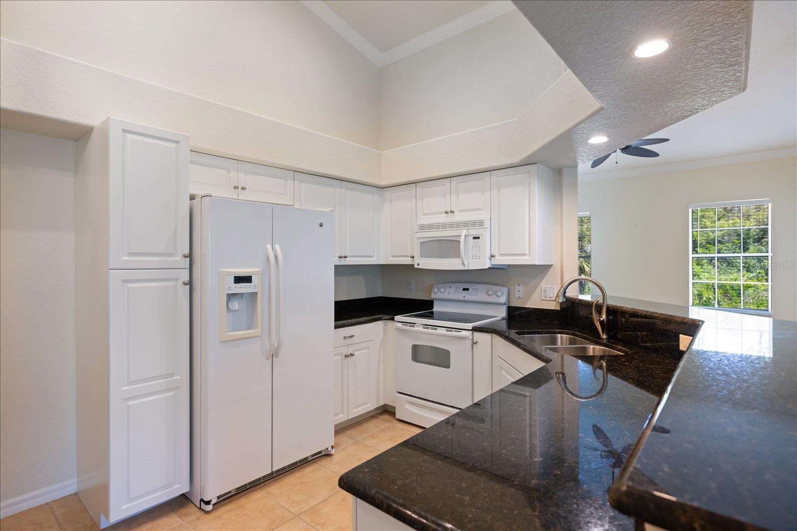 300 GARDENS EDGE DR #324, VENICE, FL — photo 5