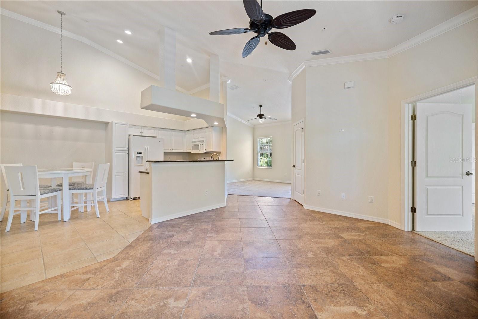 300 GARDENS EDGE DR #324, VENICE, FL — photo 9