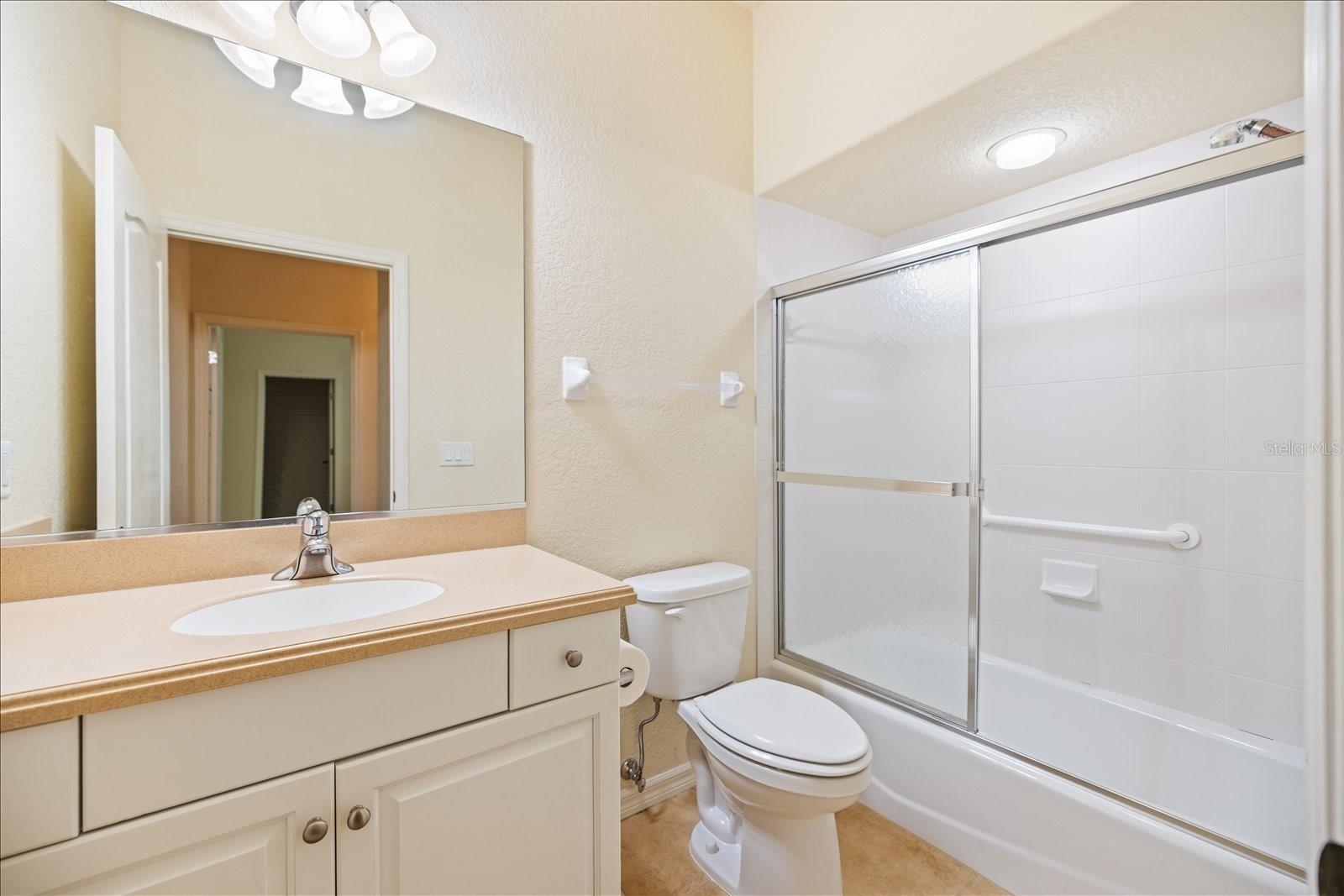 300 GARDENS EDGE DR #324, VENICE, FL — photo 17
