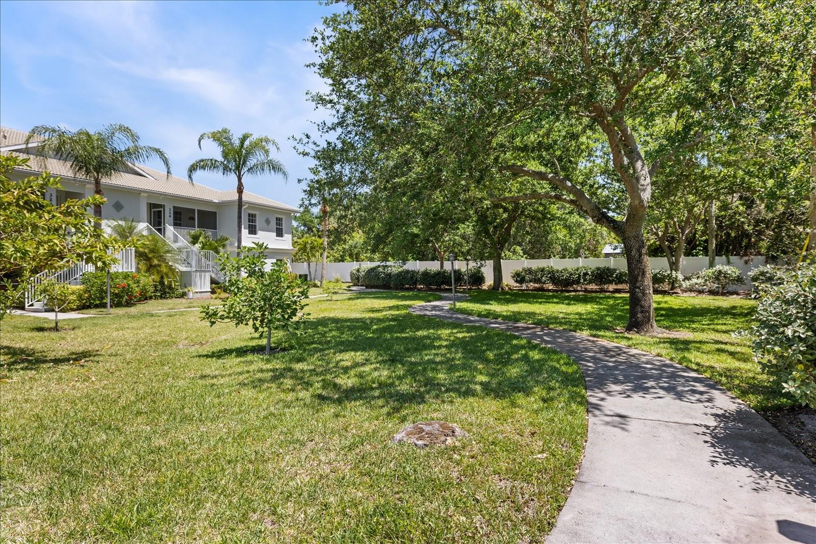300 GARDENS EDGE DR #324, VENICE, FL — photo 27