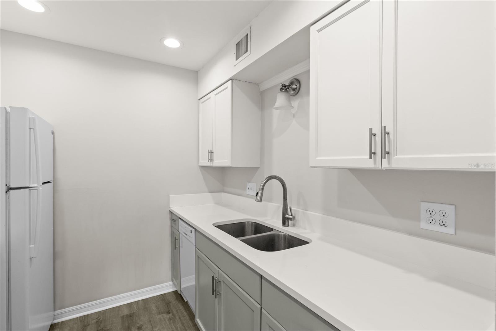 350 79TH AVE N #134, ST PETERSBURG, FL — photo 8