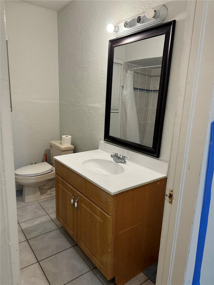 121 33RD AVE E, BRADENTON, FL — photo 19