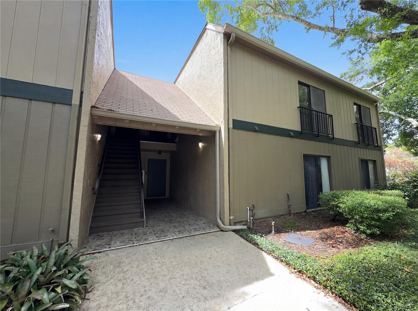 240 MOREE LOOP #3, WINTER SPRINGS, FL — photo 2