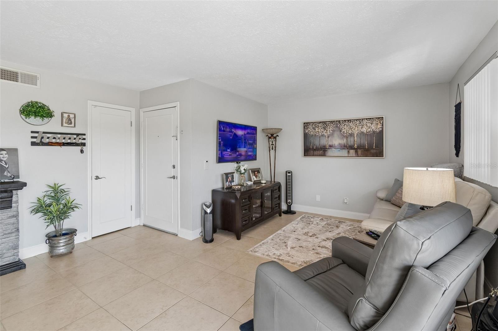 13765 JUNIPER BLOSSOM DR #101, TAMPA, FL — photo 10