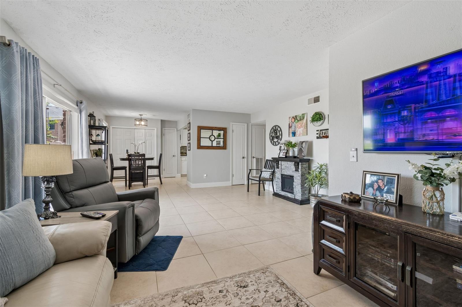 13765 JUNIPER BLOSSOM DR #101, TAMPA, FL — photo 12