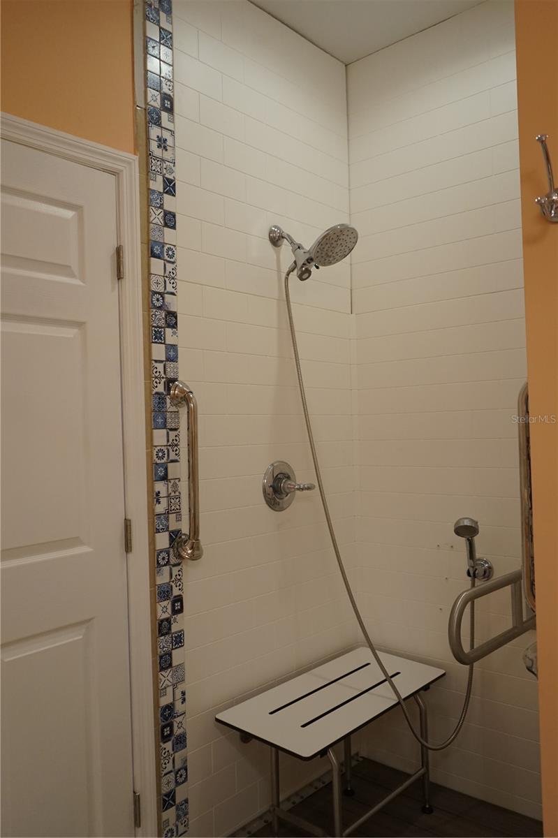 201 SUNSET CREST CT, APOLLO BEACH, FL — photo 40