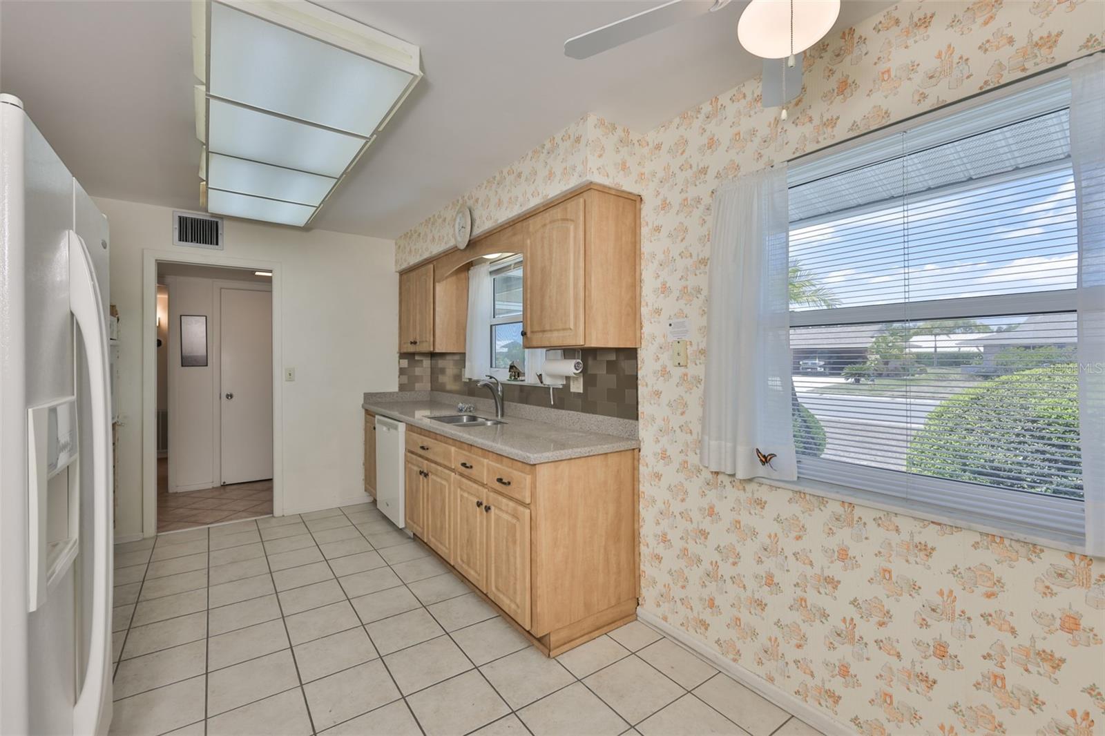 1525 ALLEGHENY DR, SUN CITY CENTER, FL — photo 30