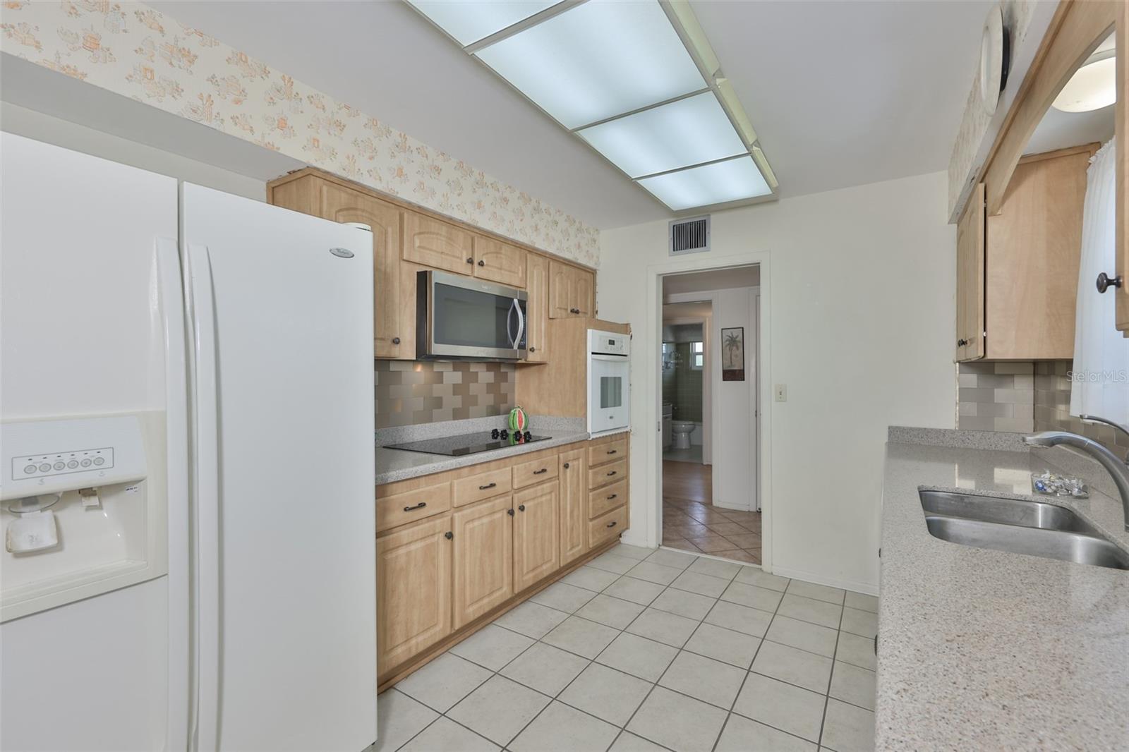 1525 ALLEGHENY DR, SUN CITY CENTER, FL — photo 32