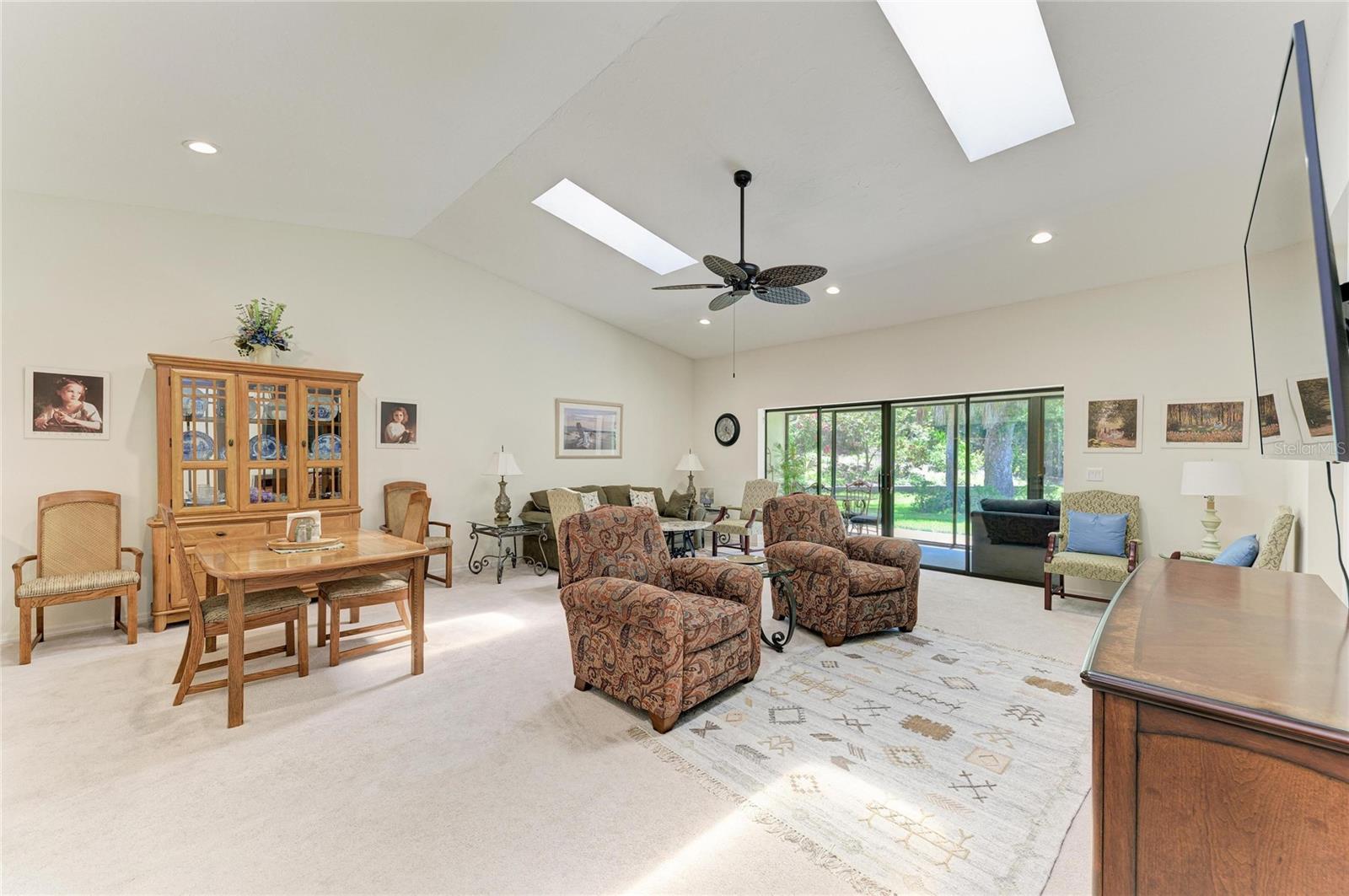3946 WILSHIRE CIR E #168, SARASOTA, FL — photo 12