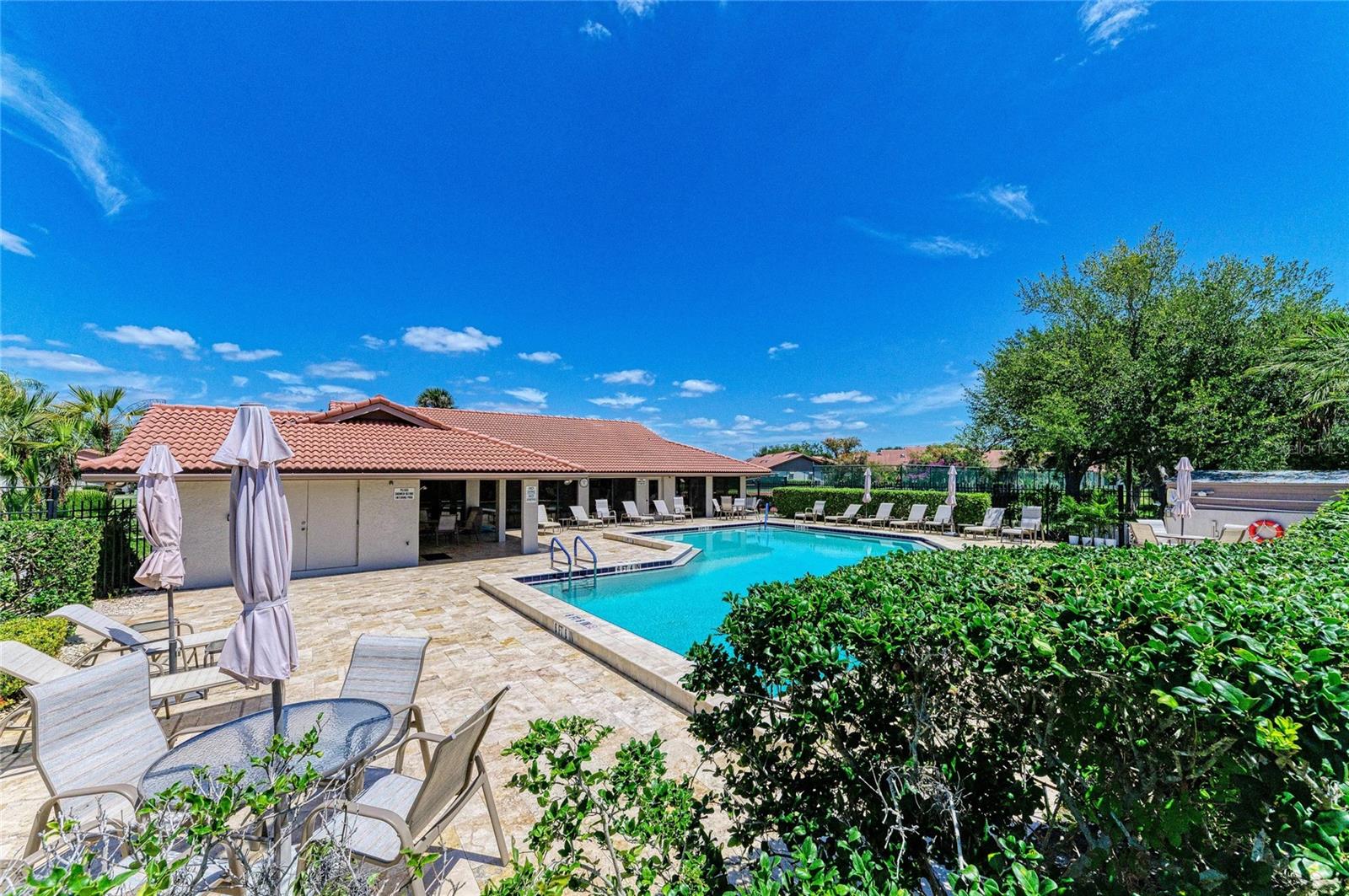 3946 WILSHIRE CIR E #168, SARASOTA, FL — photo 42