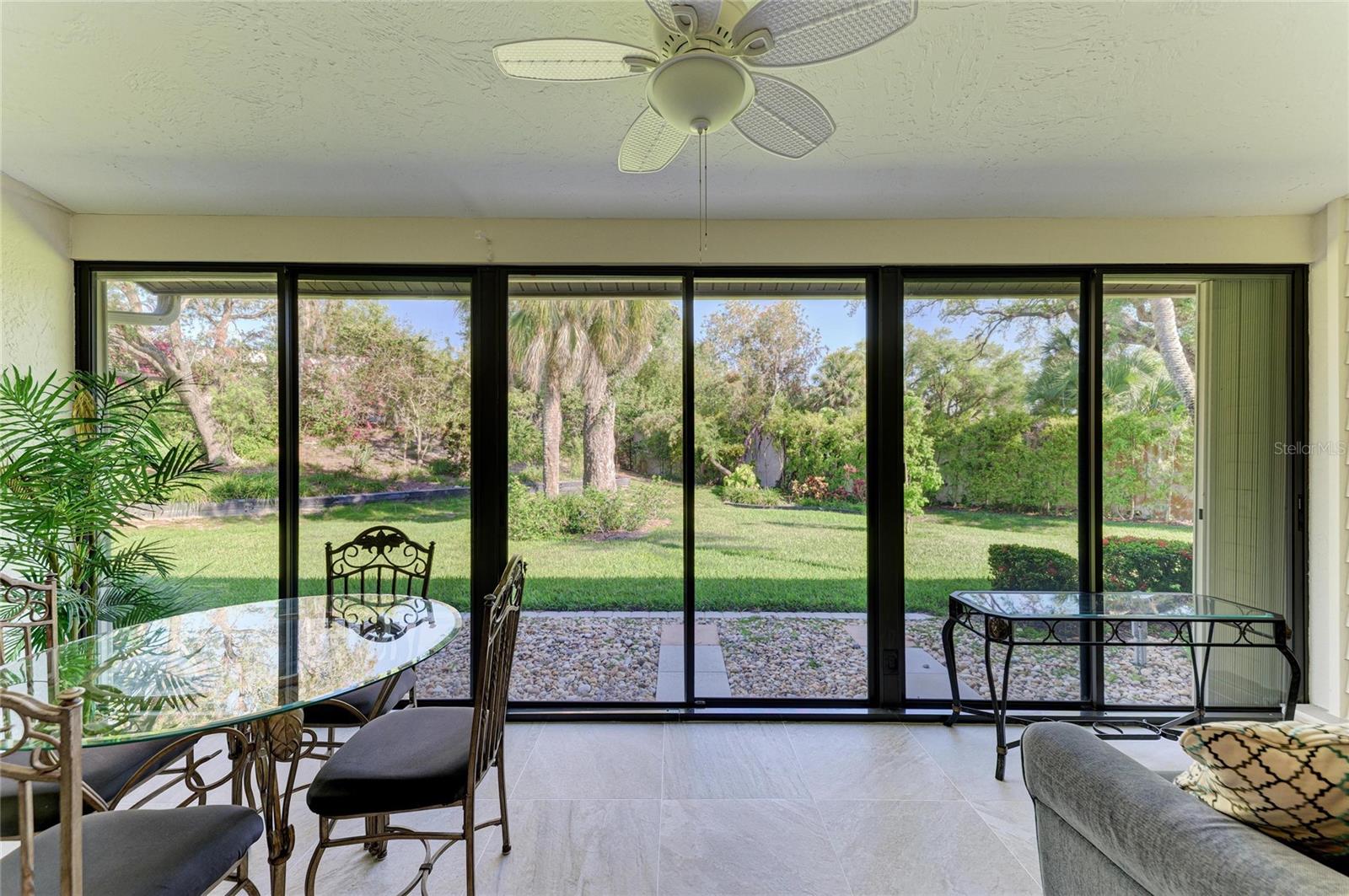 3946 WILSHIRE CIR E #168, SARASOTA, FL — photo 36