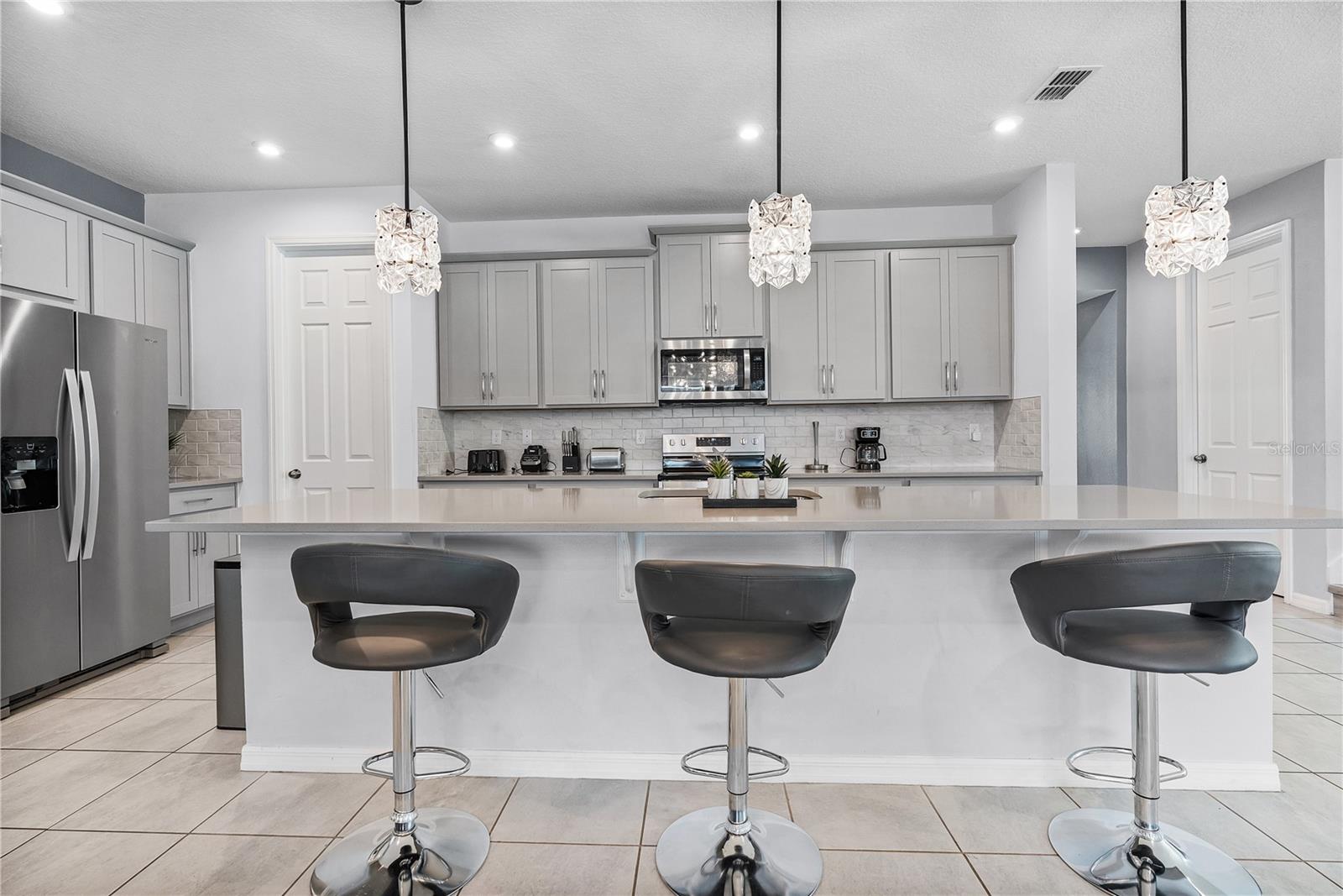 8915 TROPICAL HAVEN CT, KISSIMMEE, FL — photo 13