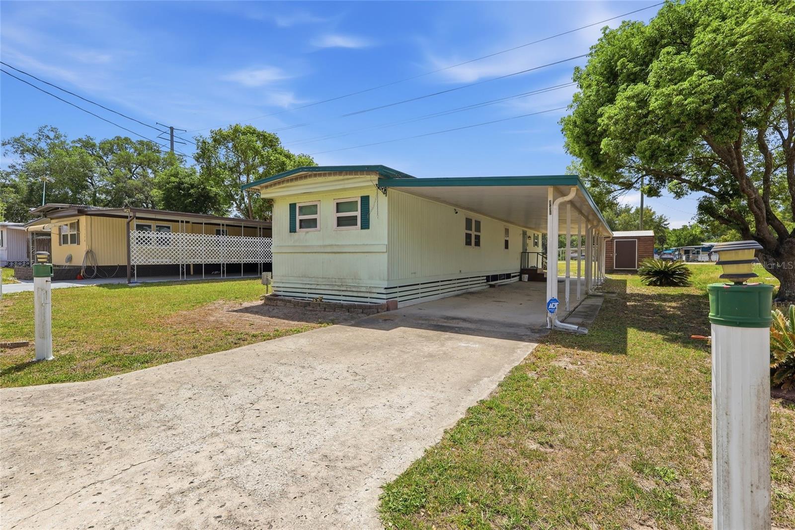 37622 MARCH LN, ZEPHYRHILLS, FL — photo 16