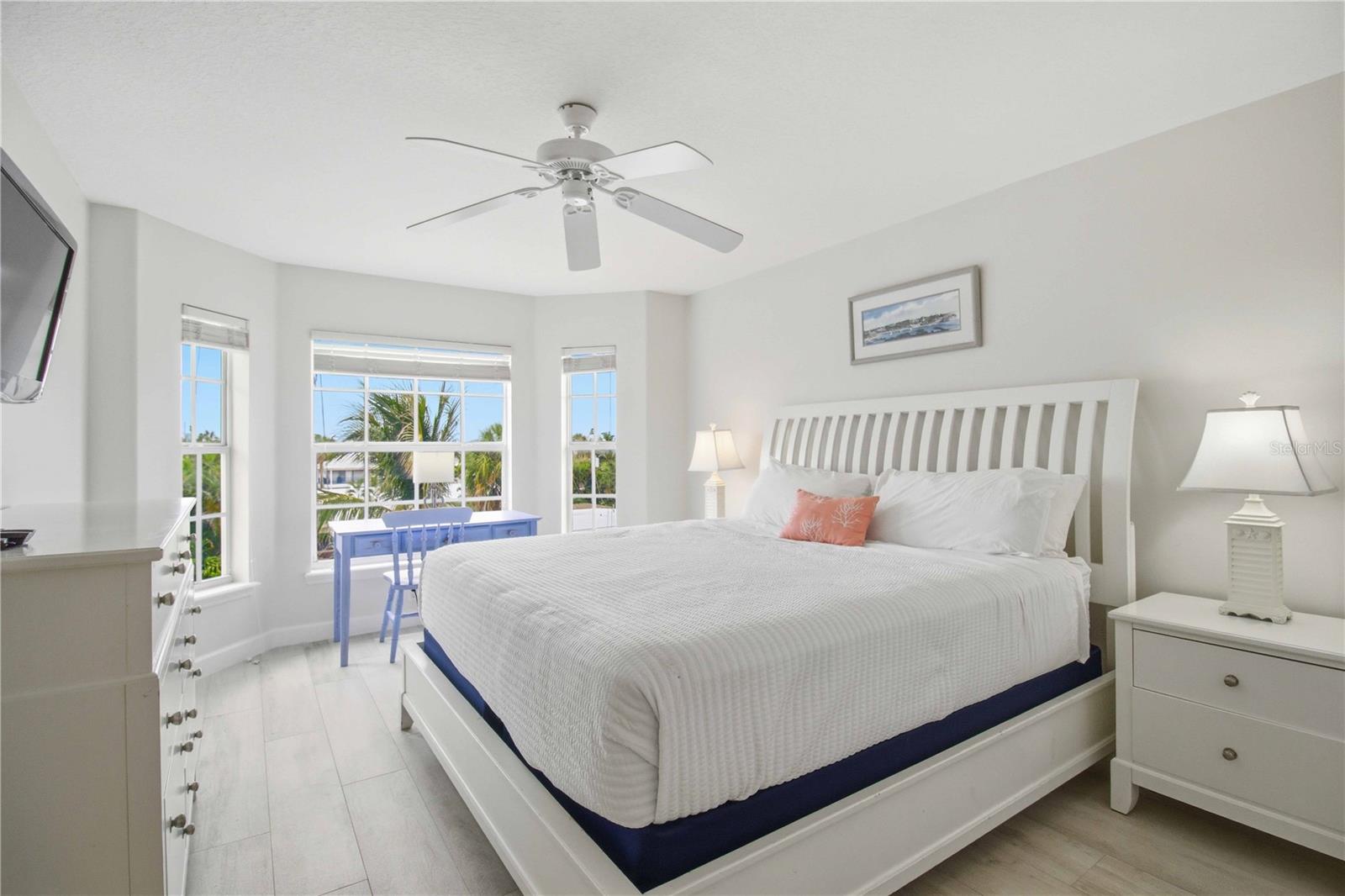215 81ST ST, HOLMES BEACH, FL — photo 33