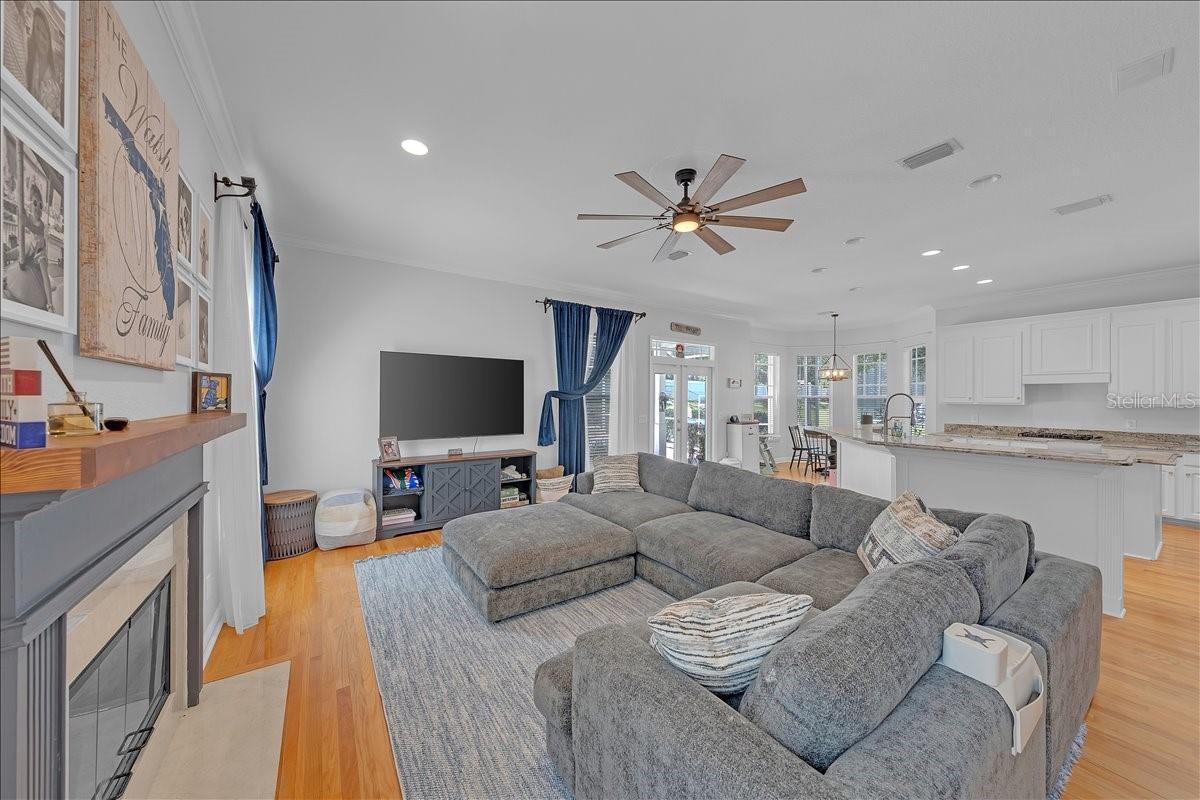 5913 FLATWOODS MANOR CIR, LITHIA, FL — photo 6