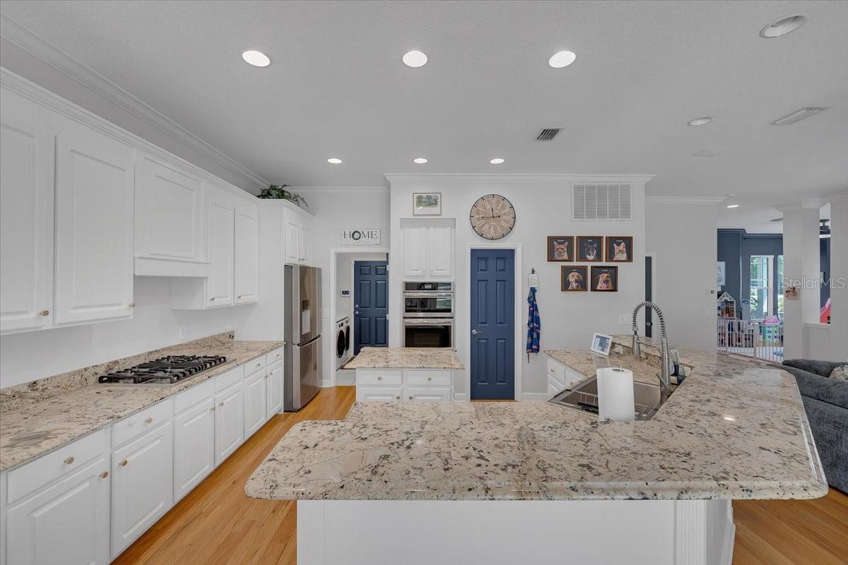5913 FLATWOODS MANOR CIR, LITHIA, FL — photo 8