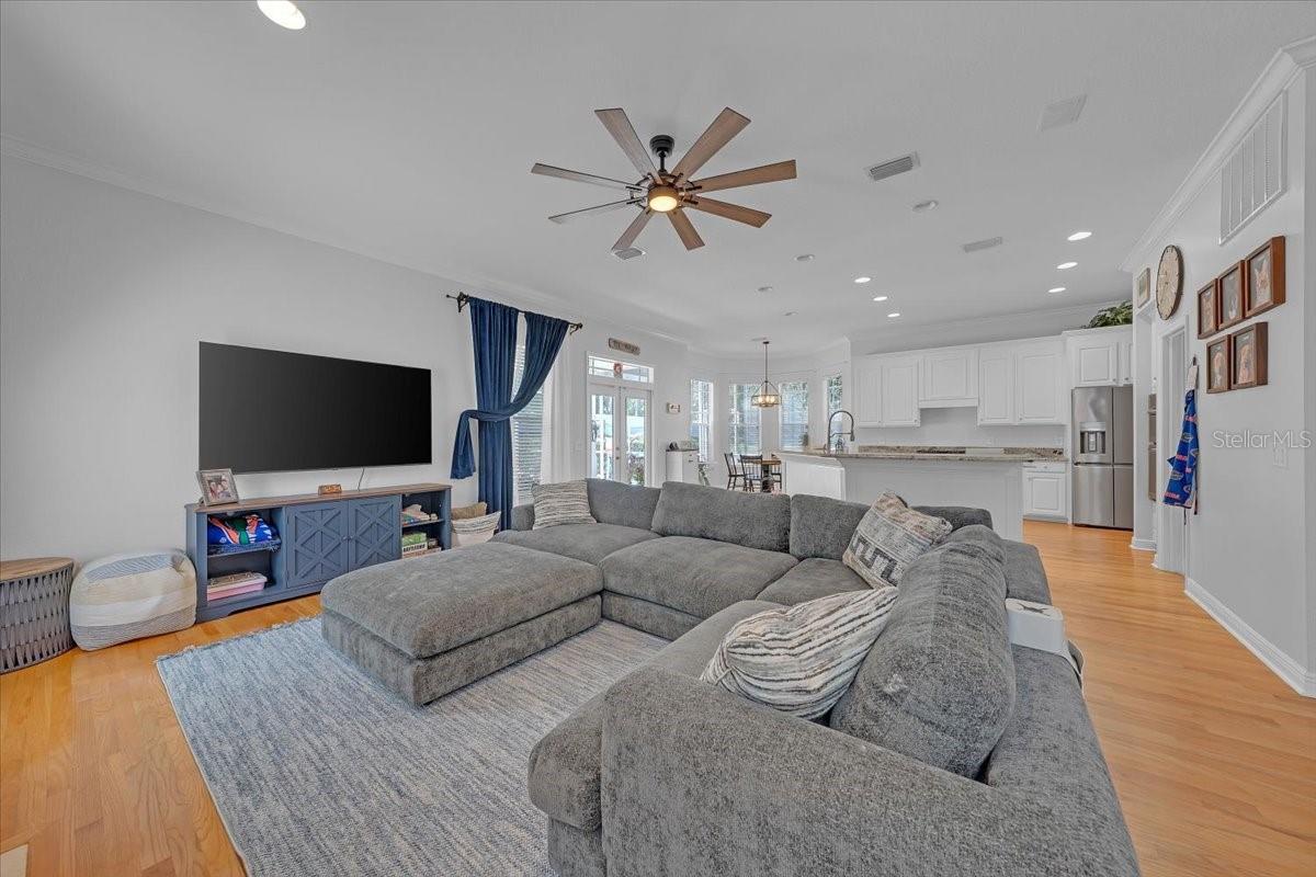 5913 FLATWOODS MANOR CIR, LITHIA, FL — photo 13