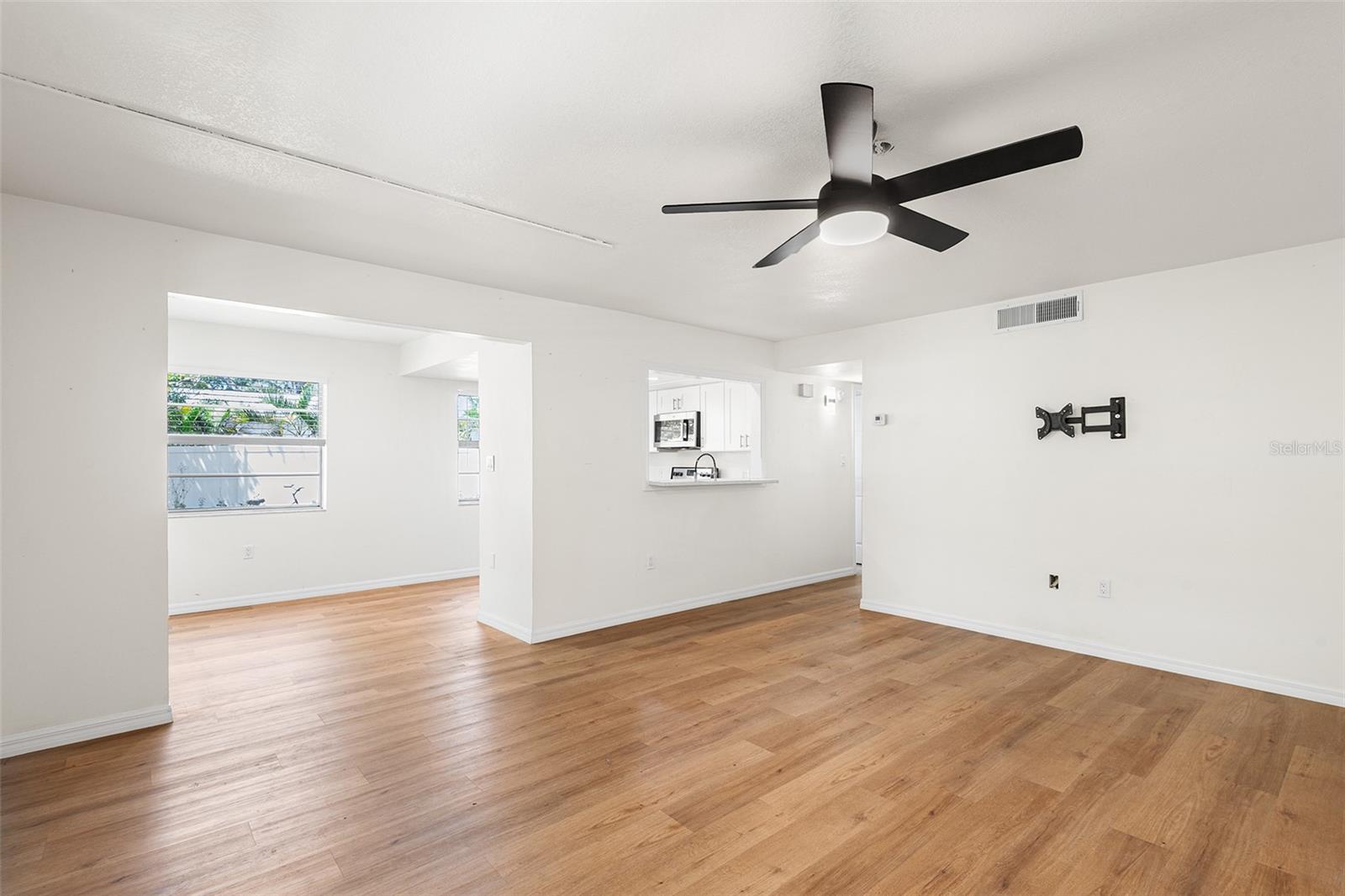 2865 51ST ST S #5, GULFPORT, FL — photo 3