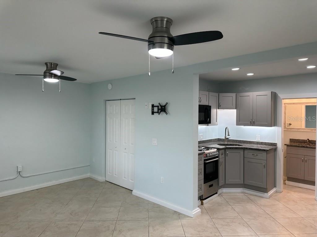 61 81ST AVE #2, TREASURE ISLAND, FL — photo 4