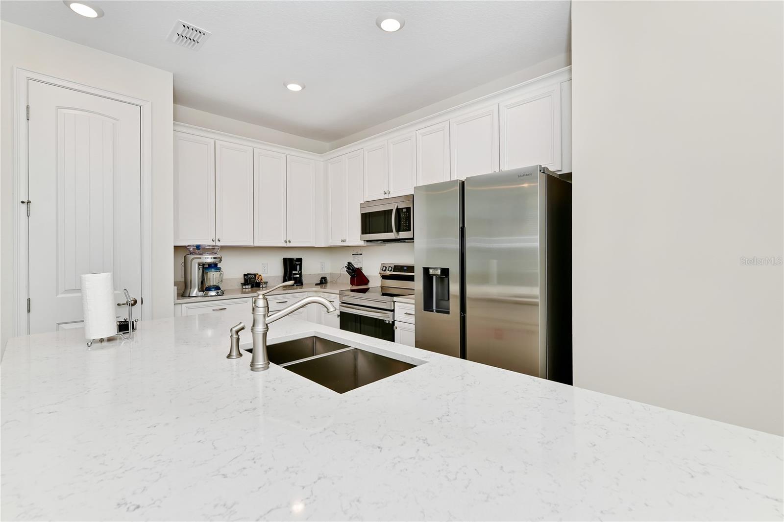 2956 ON THE ROCKS, KISSIMMEE, FL — photo 21