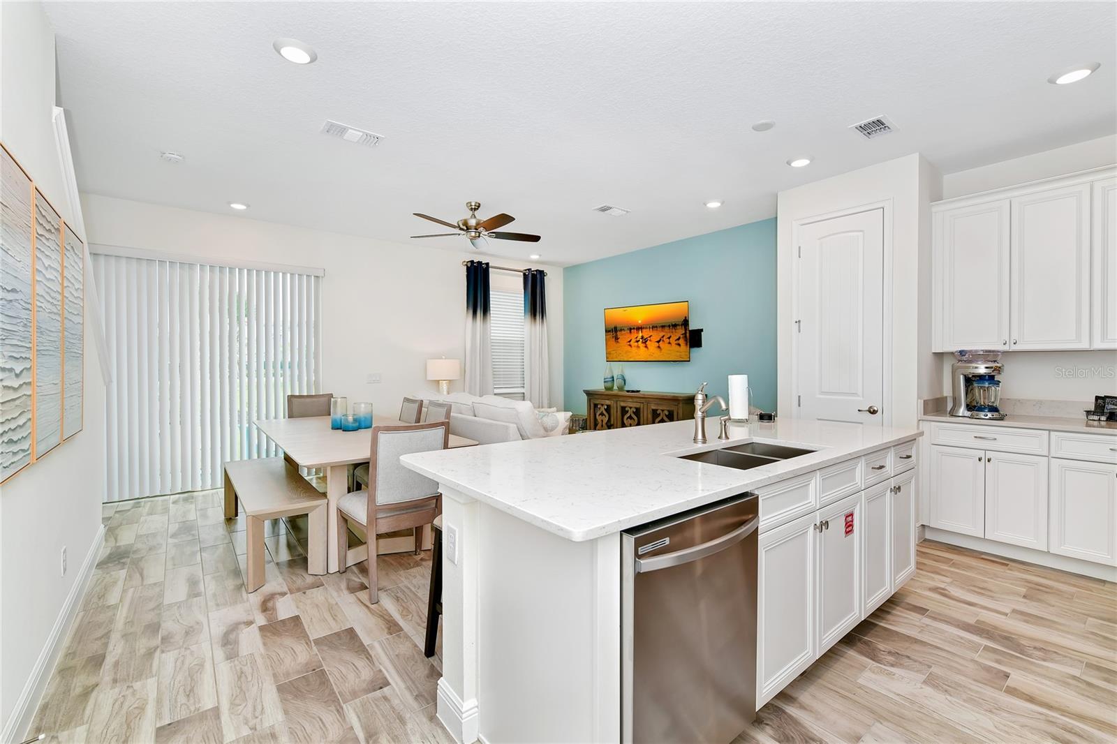 2956 ON THE ROCKS, KISSIMMEE, FL — photo 23