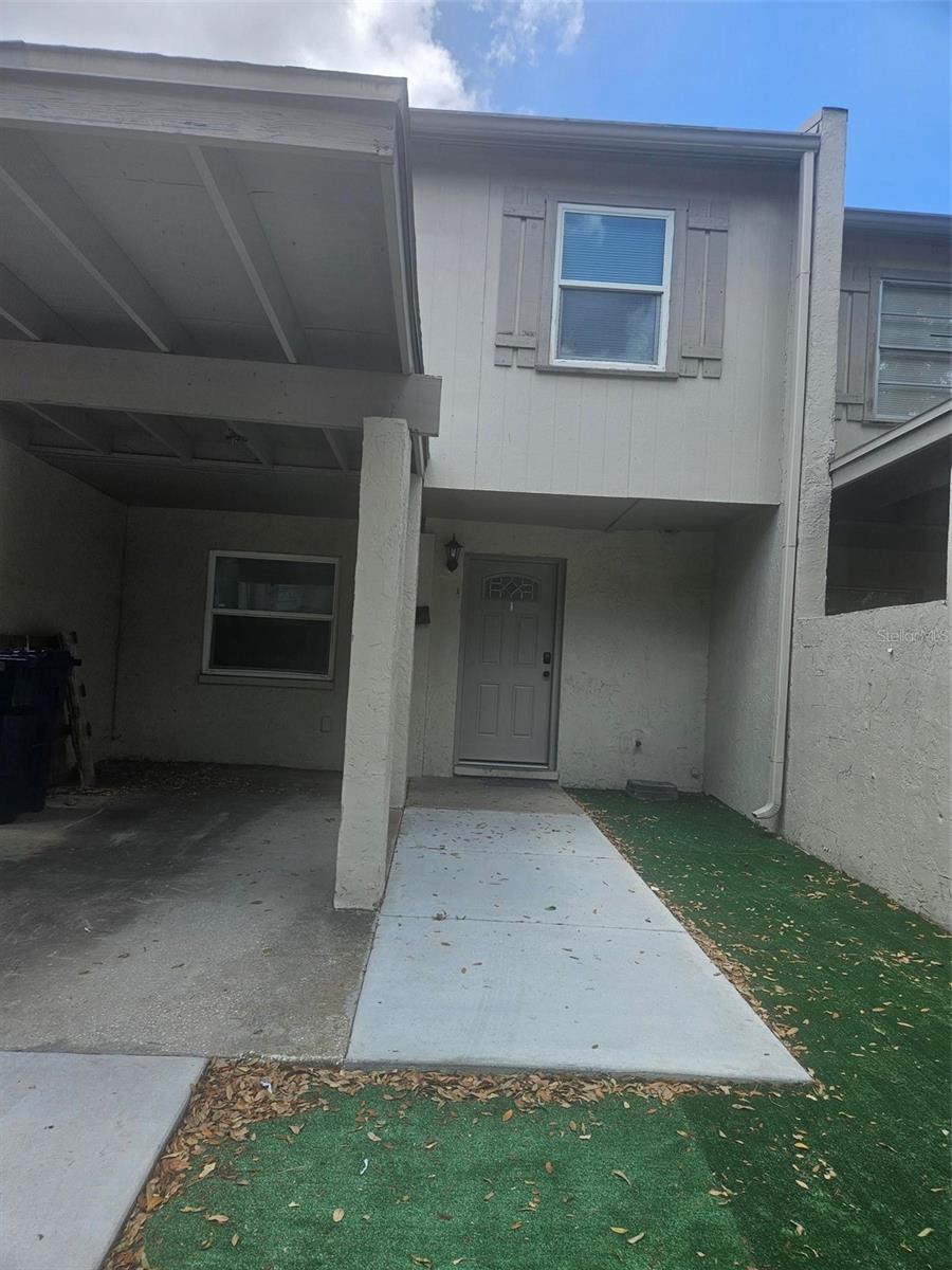 5134 TENNIS COURT CIR, TAMPA, FL