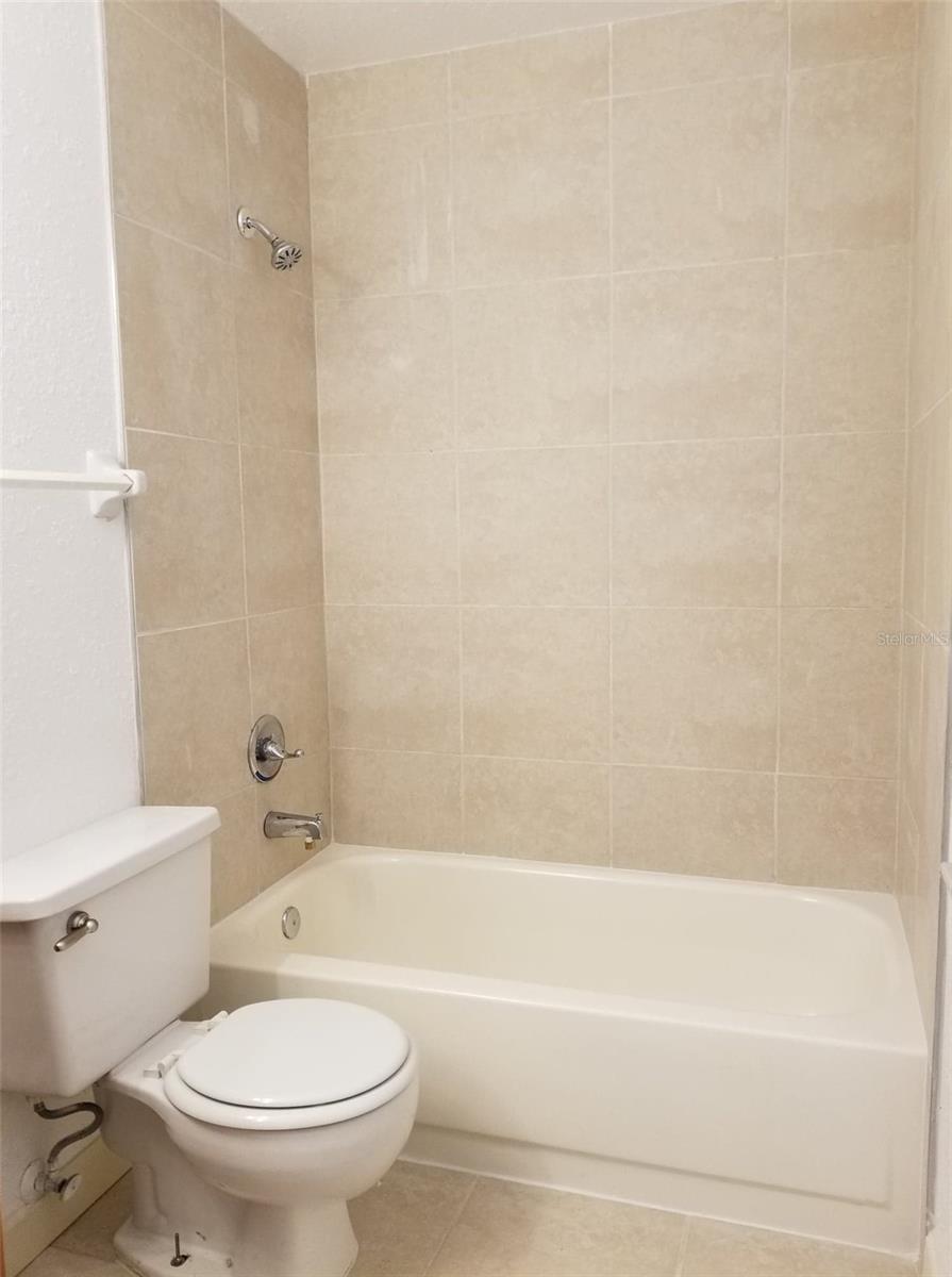 5134 TENNIS COURT CIR, TAMPA, FL — photo 9