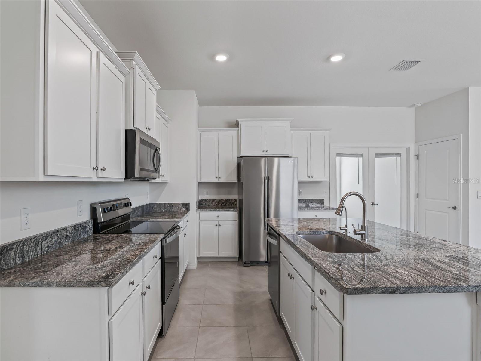 5536 NW 40TH LOOP, OCALA, FL — photo 11