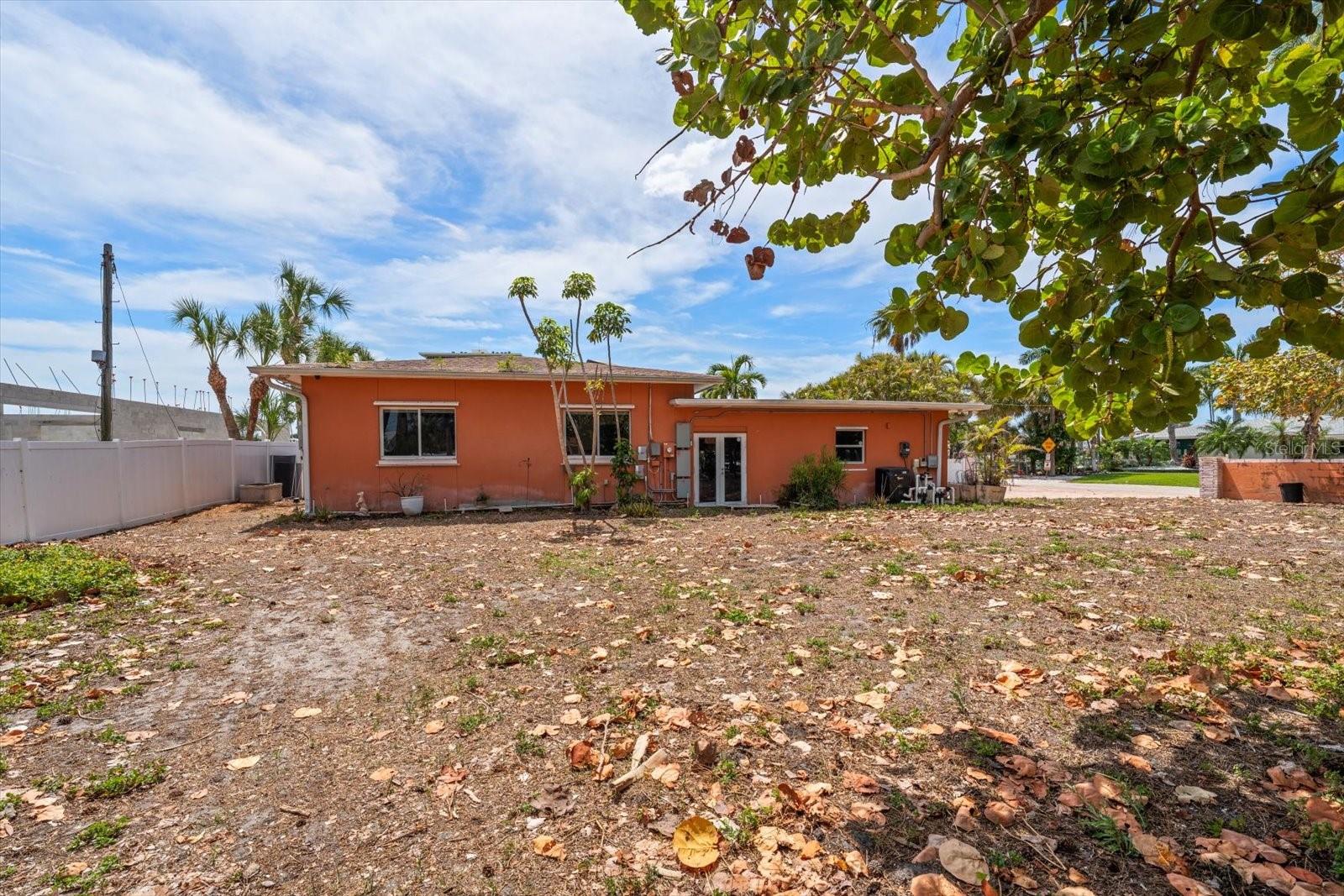 630-650 79TH AVE, ST PETE BEACH, FL — photo 4