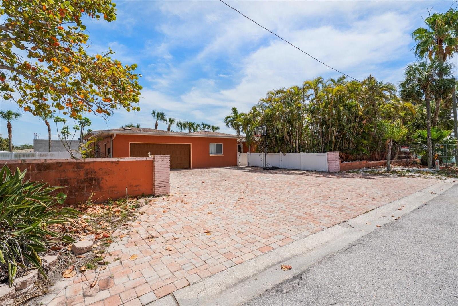 630-650 79TH AVE, ST PETE BEACH, FL — photo 21