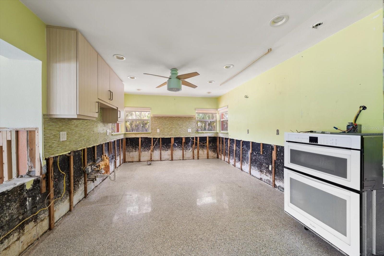 630-650 79TH AVE, ST PETE BEACH, FL — photo 26