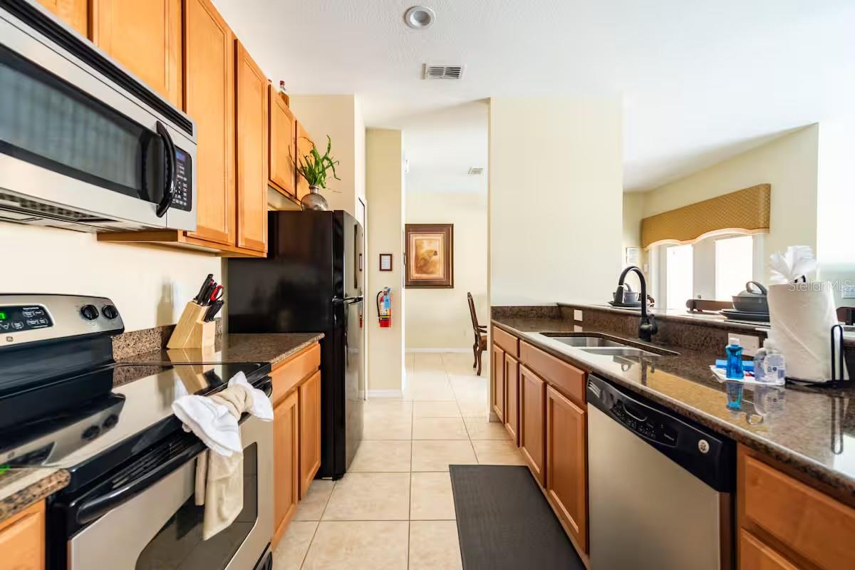8977 COCO PALM RD, KISSIMMEE, FL — photo 10