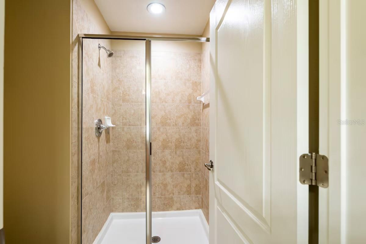 8977 COCO PALM RD, KISSIMMEE, FL — photo 18