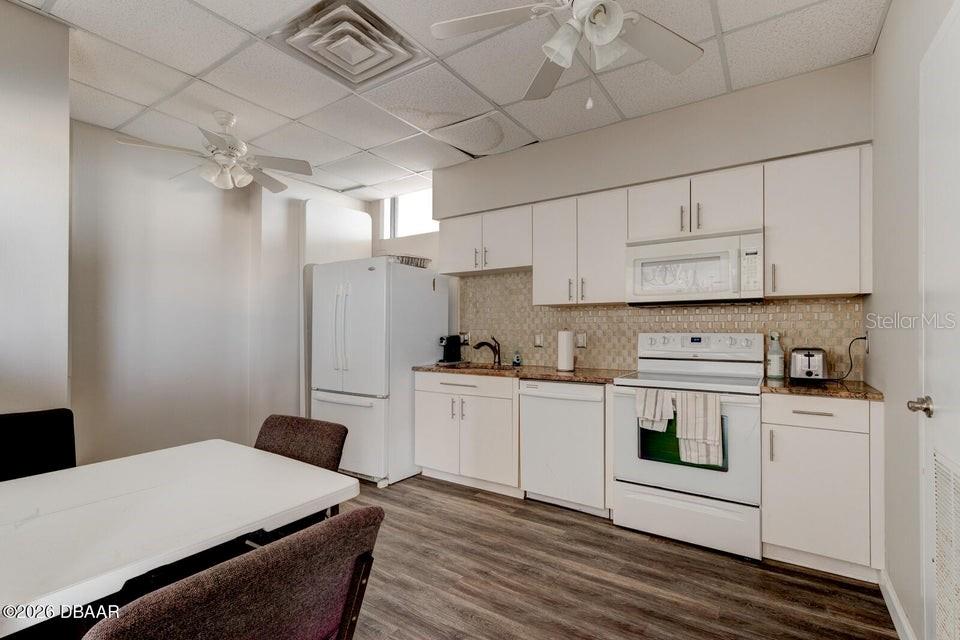 2828 N ATLANTIC AVE #701, DAYTONA BEACH, FL — photo 40