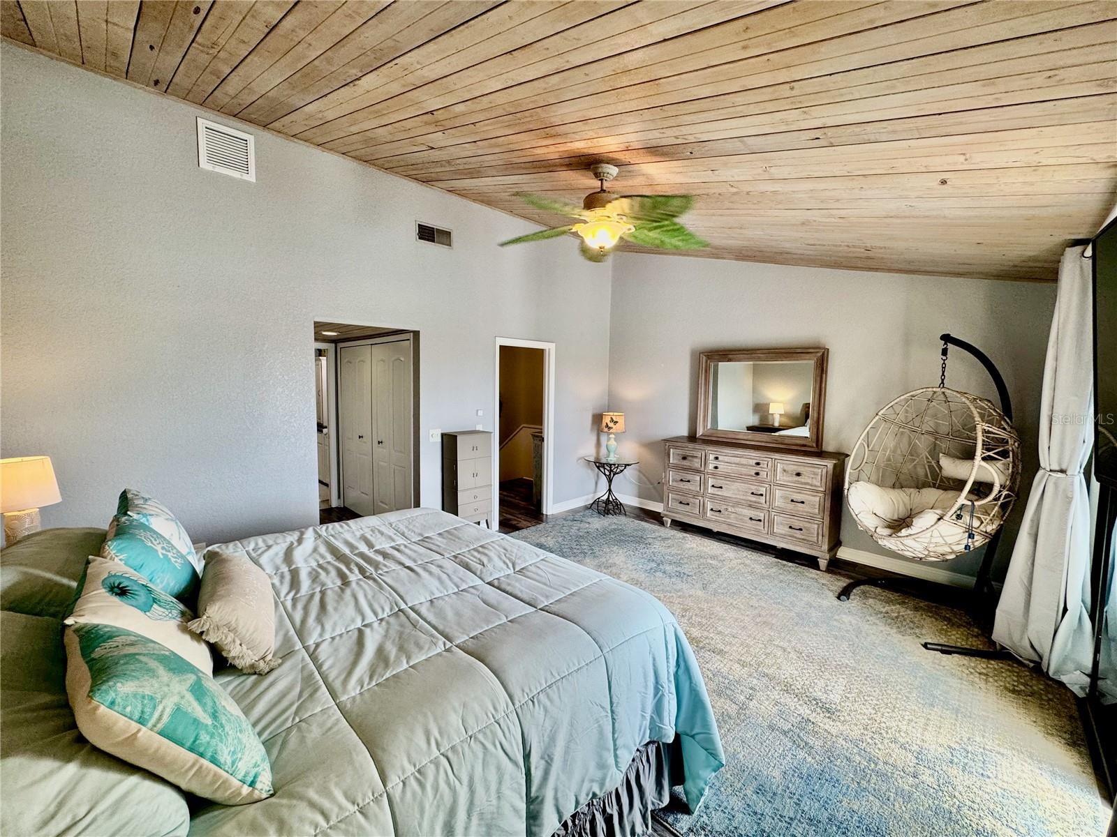 513 HAVEN POINT DR, TREASURE ISLAND, FL — photo 42