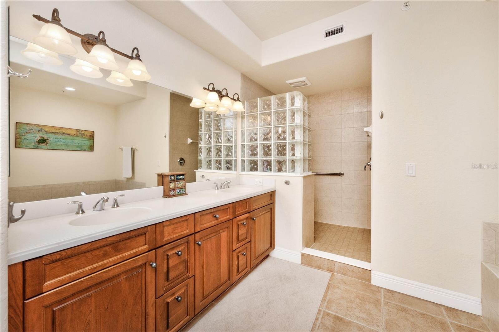 167 TAMPA AVE E #513, VENICE, FL — photo 37