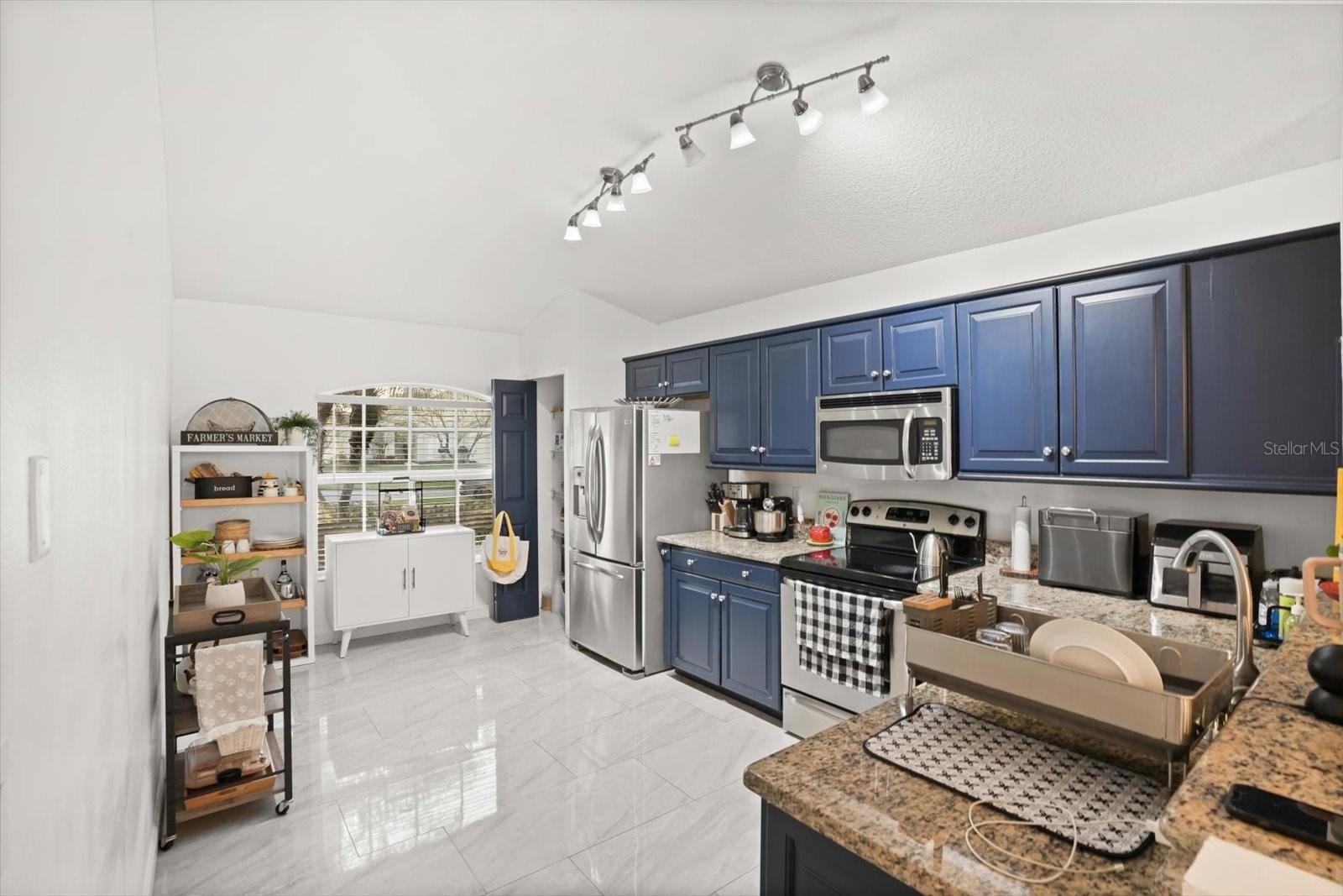 248 LONGHIRST LOOP, OCOEE, FL — photo 8