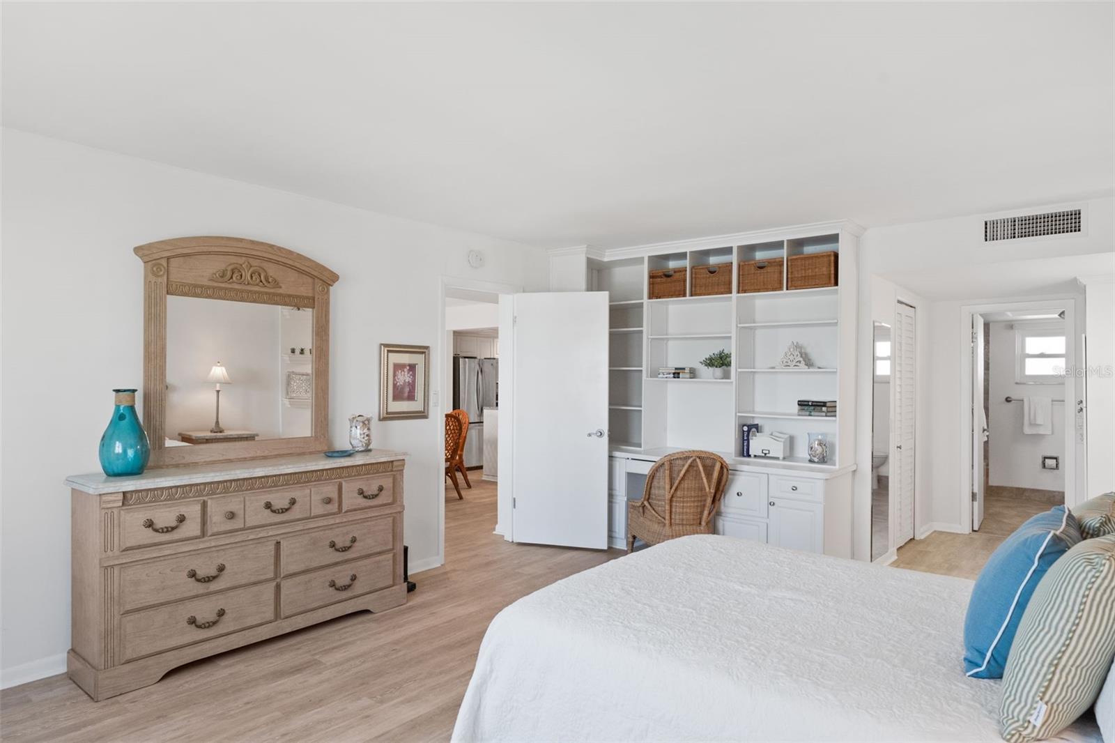 5130 BRITTANY DR S #505, ST PETERSBURG, FL — photo 22