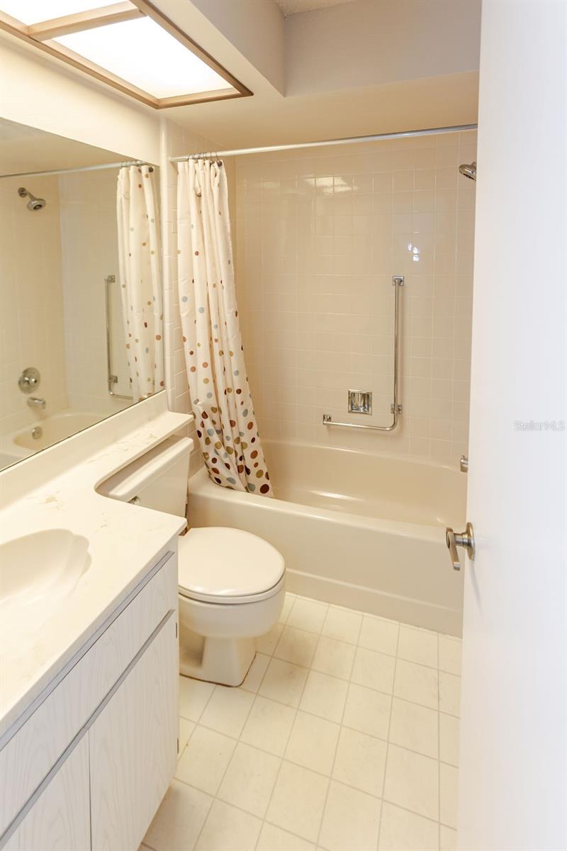 6402 OCEAN PINES LN, SPRING HILL, FL — photo 28
