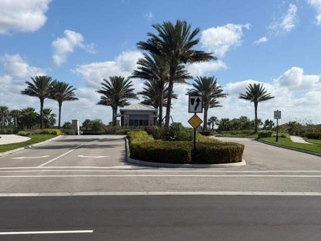6289 MESA GLN, BRADENTON, FL — photo 2