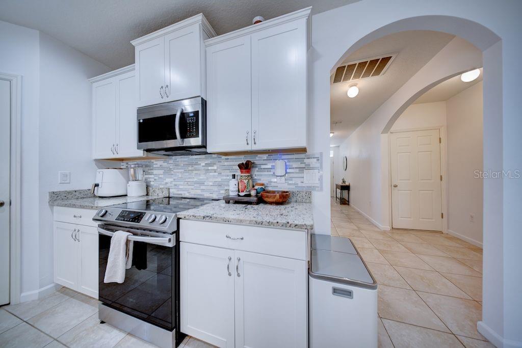 6151 NORTHWEST REGENT ST, PORT ST LUCIE, FL — photo 8