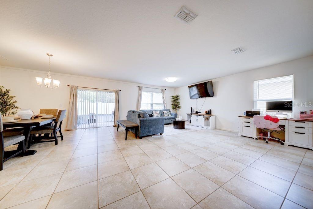 6151 NORTHWEST REGENT ST, PORT ST LUCIE, FL — photo 12