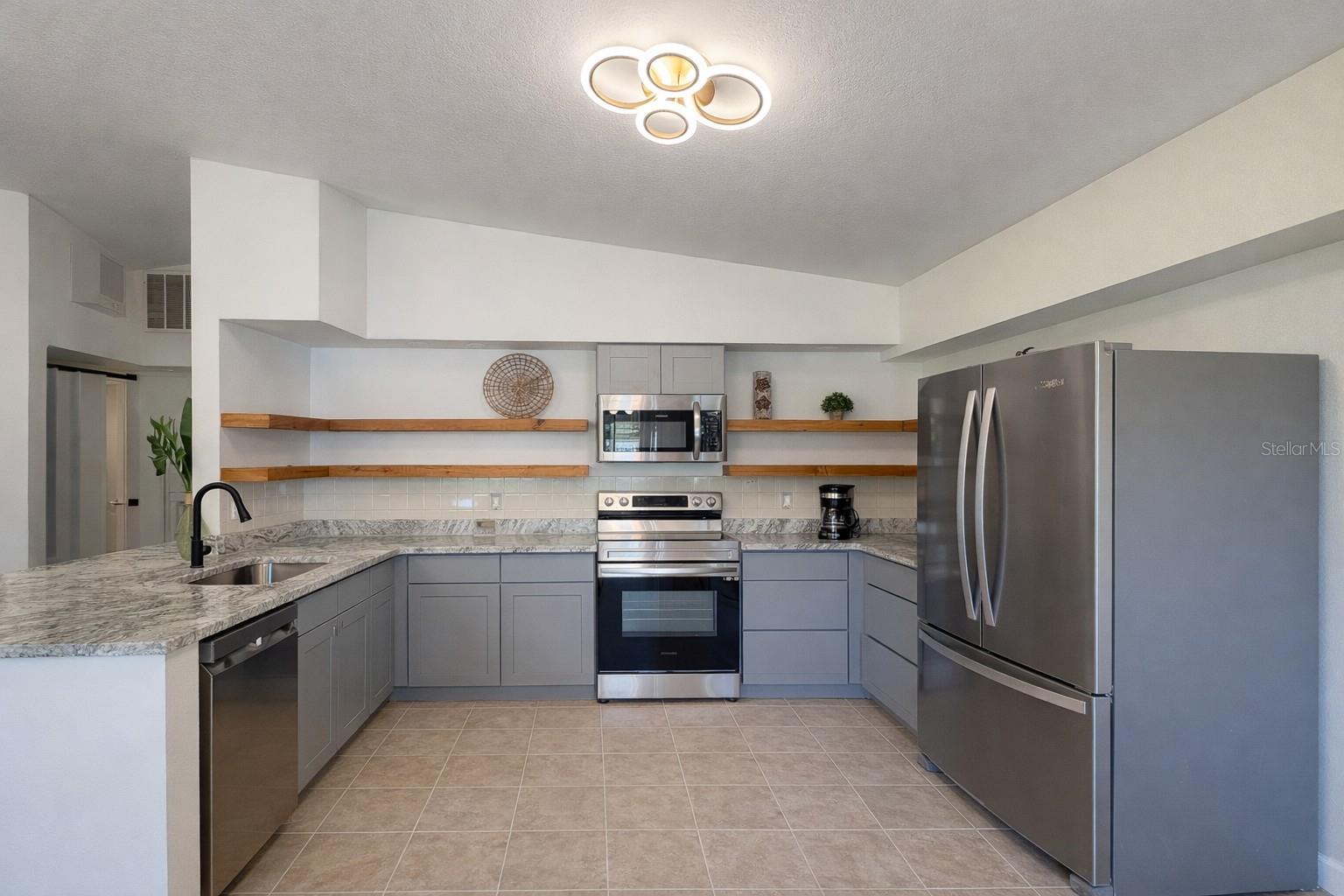 4100 N EAGLE NEST PT, CRYSTAL RIVER, FL — photo 4