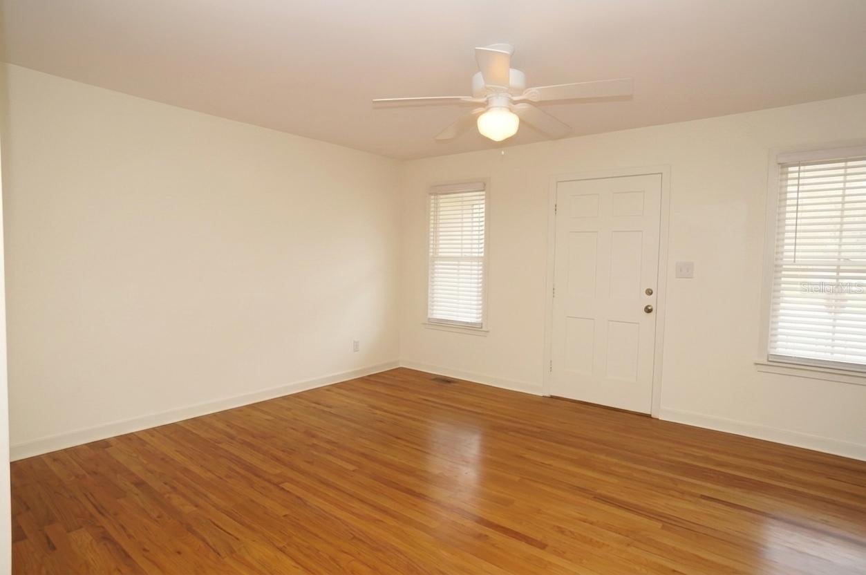 305 S AUDUBON AVE, TAMPA, FL — photo 3