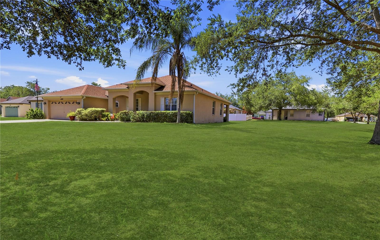 12929 REGIMENT DR, GRAND ISLAND, FL — photo 9