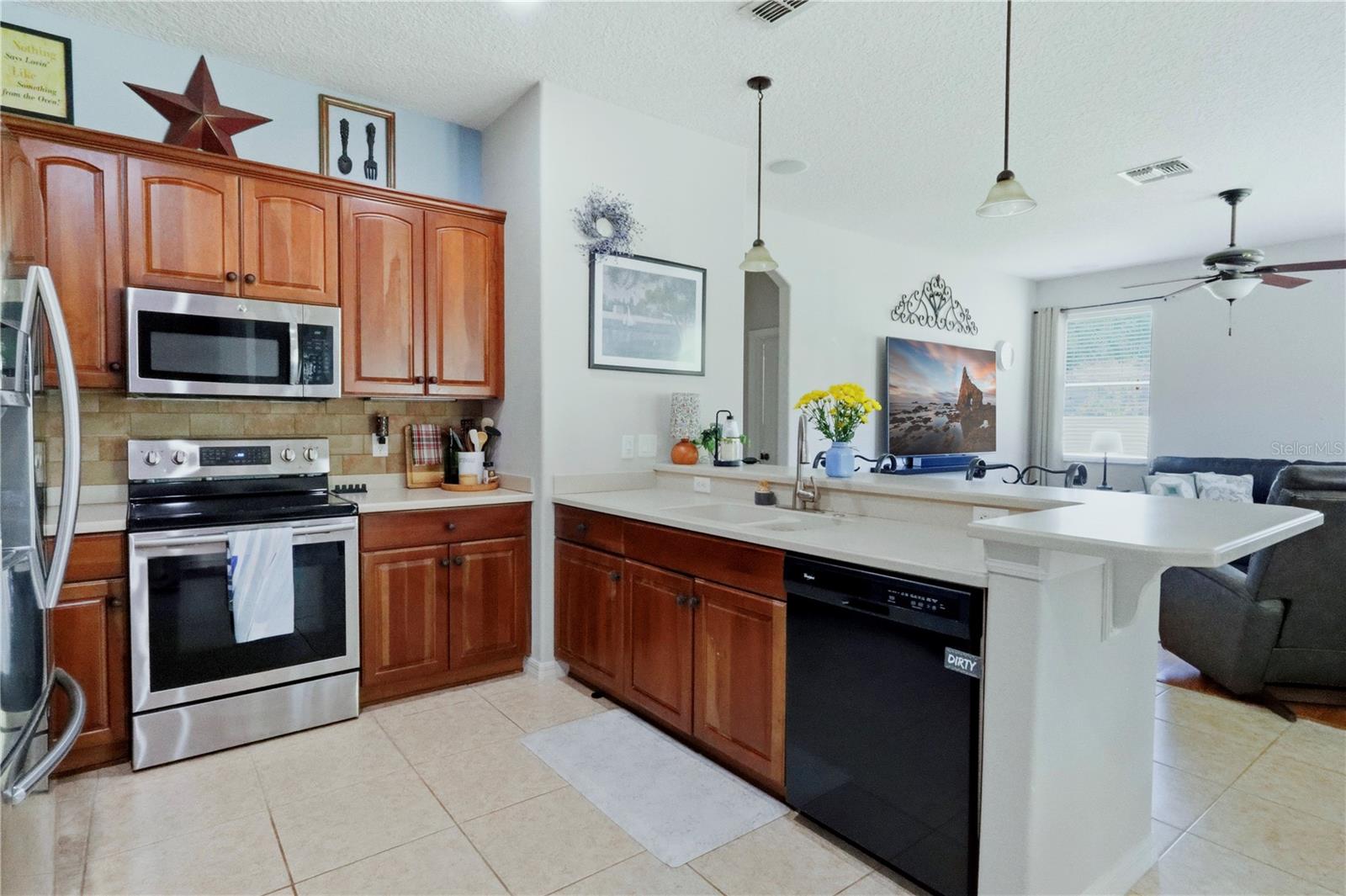 12929 REGIMENT DR, GRAND ISLAND, FL — photo 48